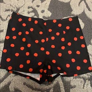 High waisted Polka dot side zip shorts